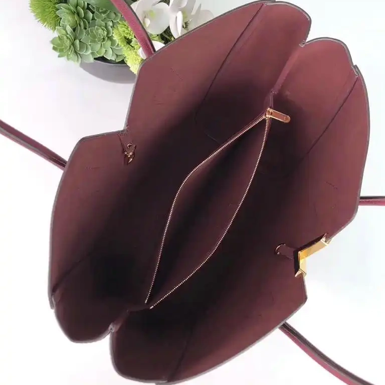 Bags LV 19T1L0379 0810